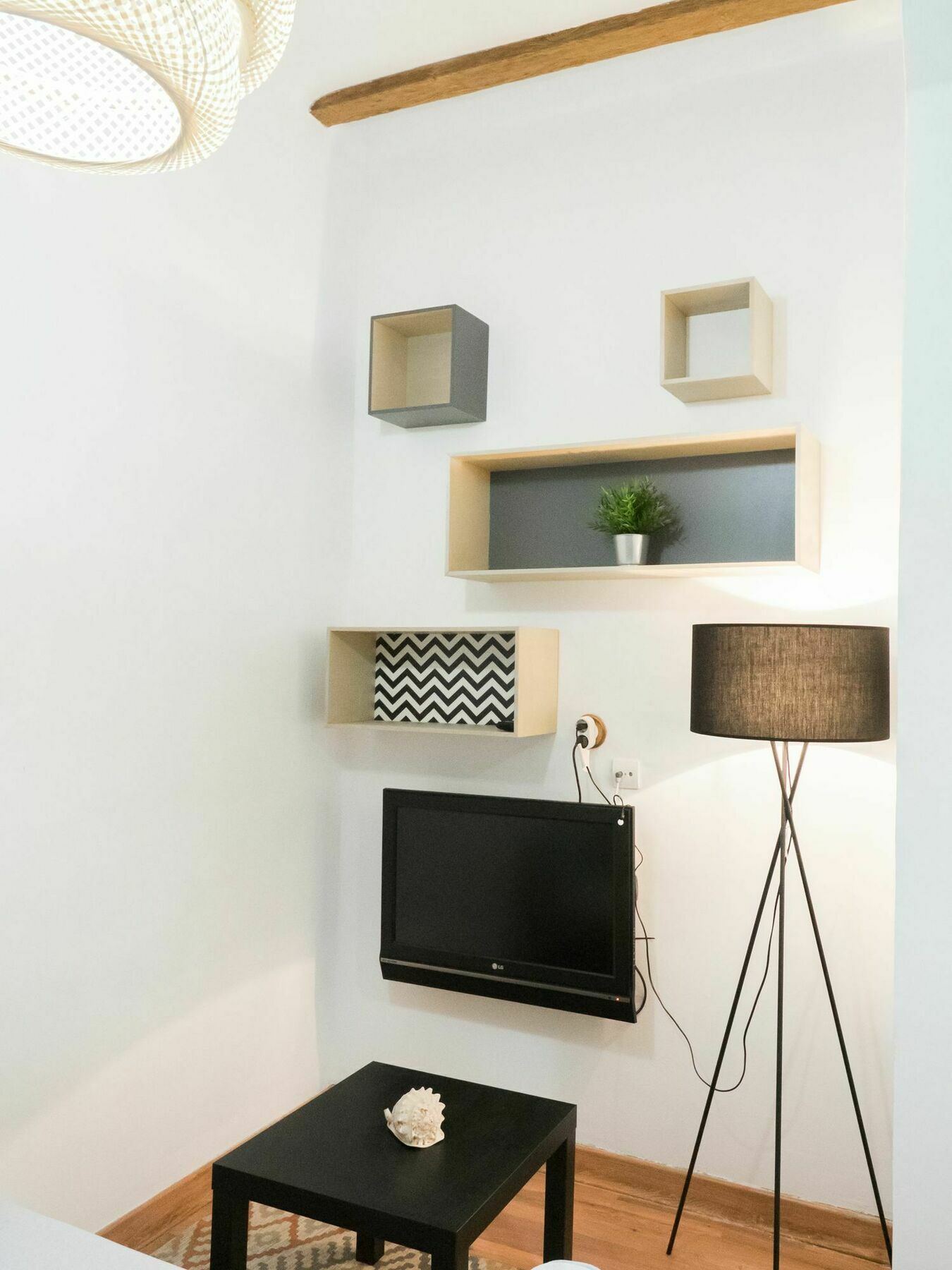 Appartement To Rent Augusto Figueroa Madrid