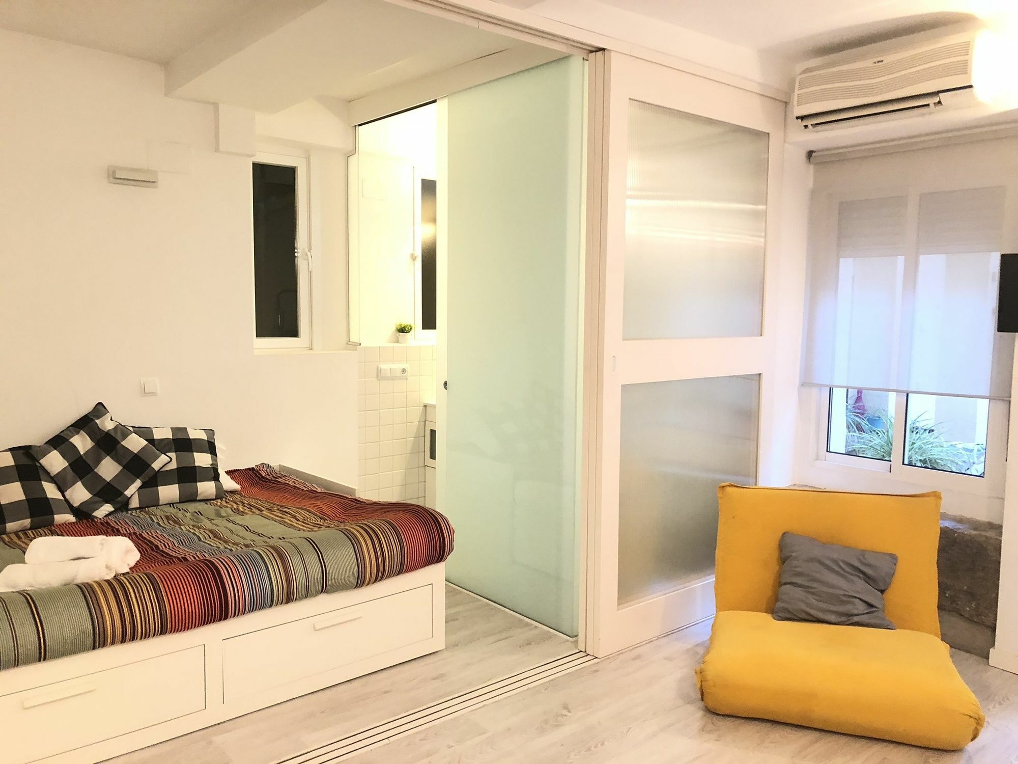 - La Latina Palacio Apartamento Madrid
