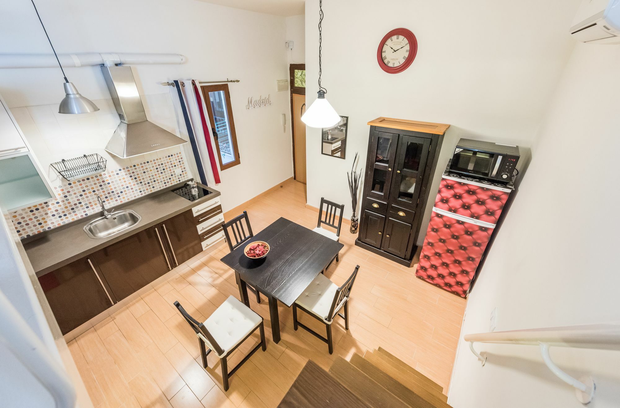 - La Latina Palacio Apartamento