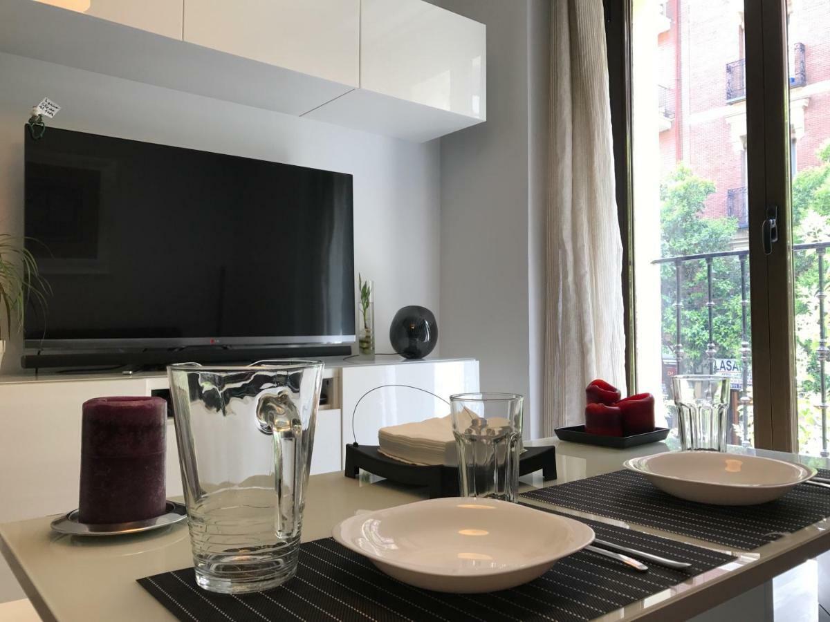 Moderno Centro Apartment