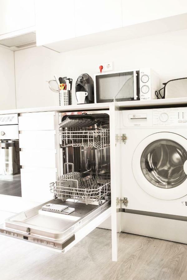 Stylish Apts Center Malasana- 1, 2 & 3 Bedroom Flats In Same Building Madrid