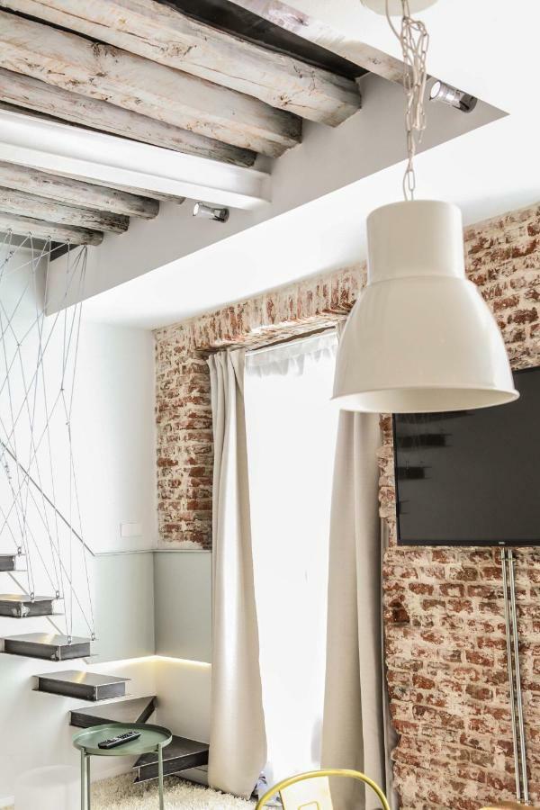 Stylish Apts Center Malasana- 1, 2 & 3 Bedroom Flats In Same Building * Madrid