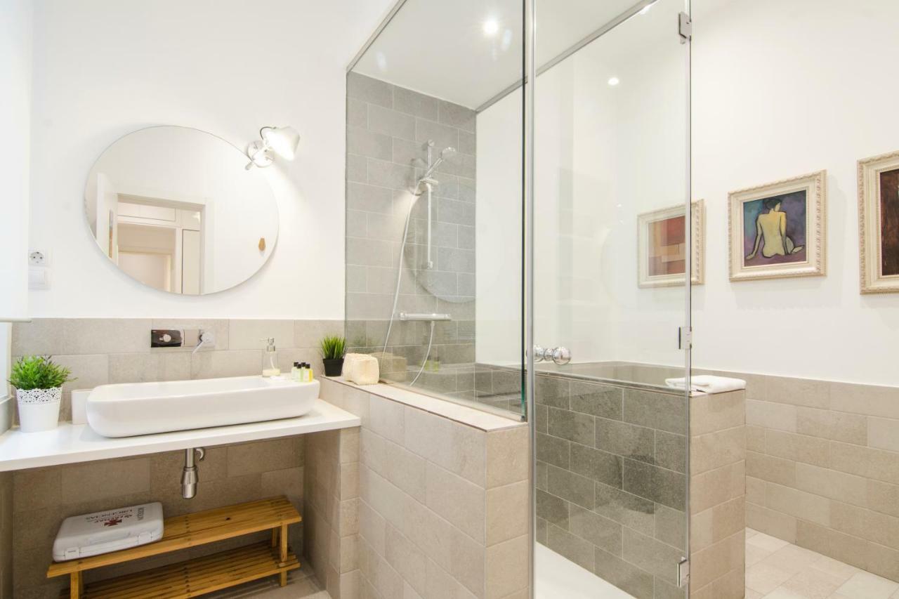 Appartamento Renovated And Modern- 3bd 2bth- Anton Martin