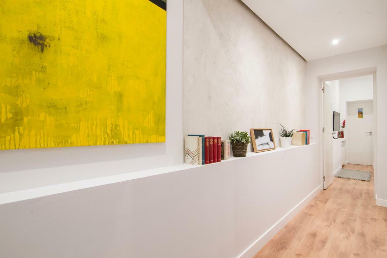 Renovated And Modern- 3bd 2bth- Anton Martin * Madrid