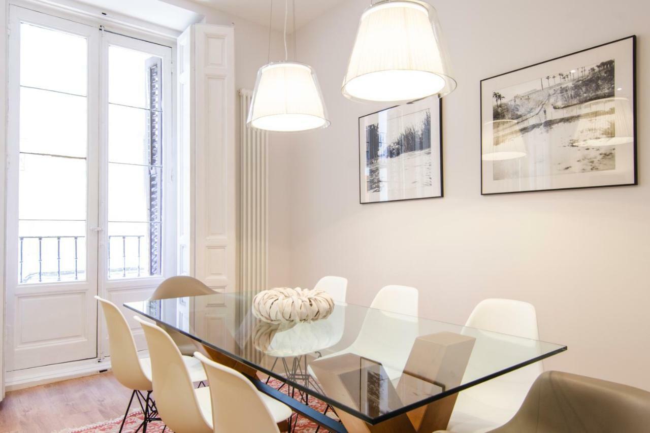 Renovated And Modern- 3bd 2bth- Anton Martin Madrid