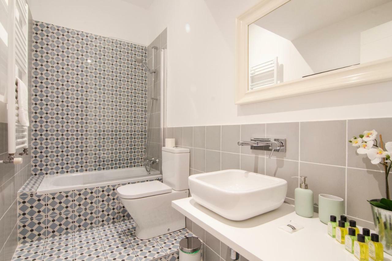 Renovated And Modern- 3bd 2bth- Anton Martin Madrid
