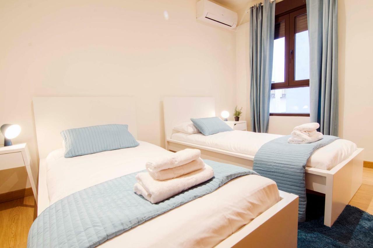 Apartamento Marques De Cubas 6, Esc Int.b, 2º Drcha Madrid