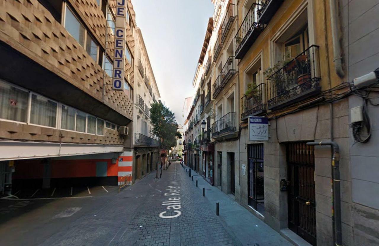 En Calle Relatores *