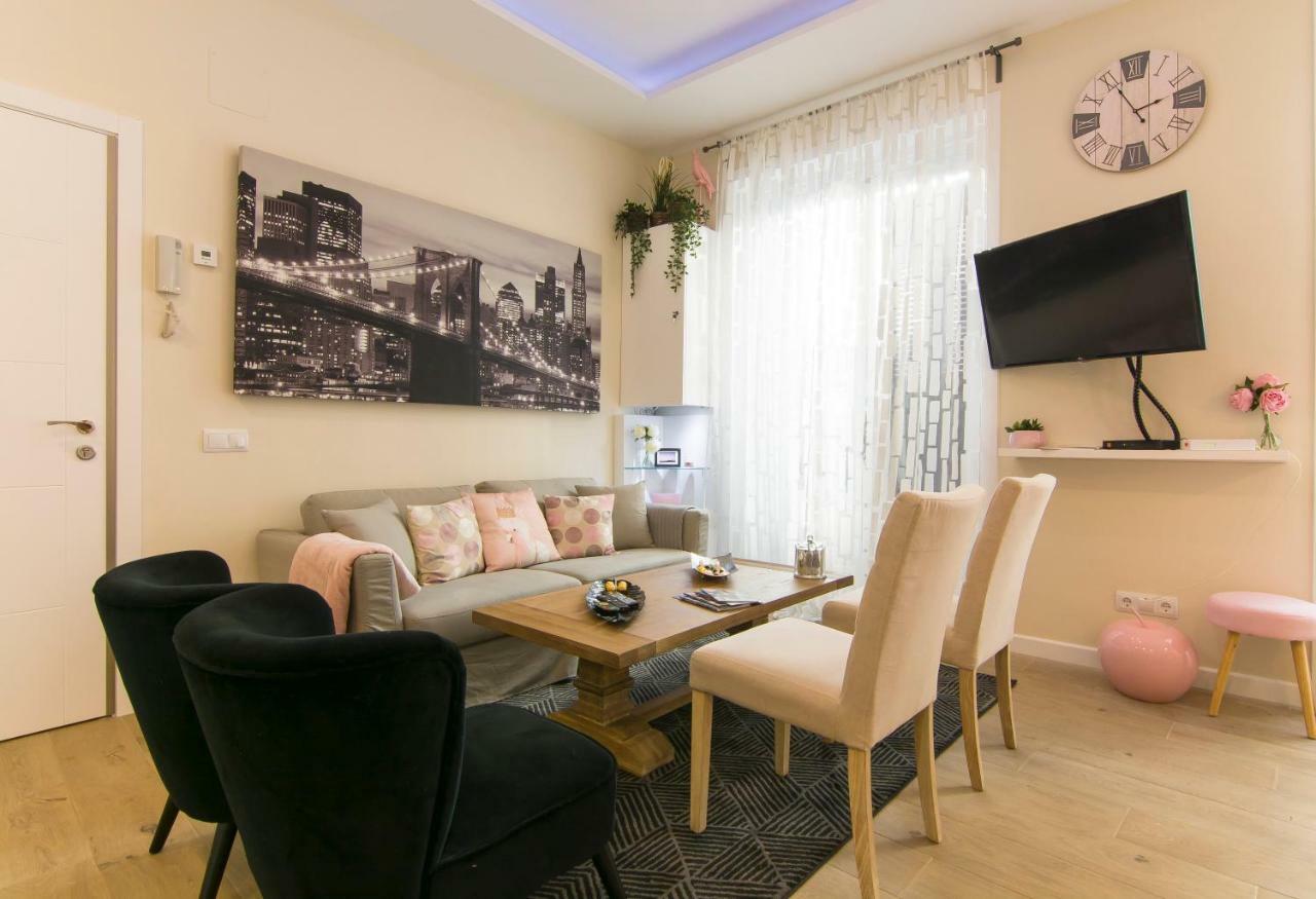 Sol Luxury Suites Apartamento