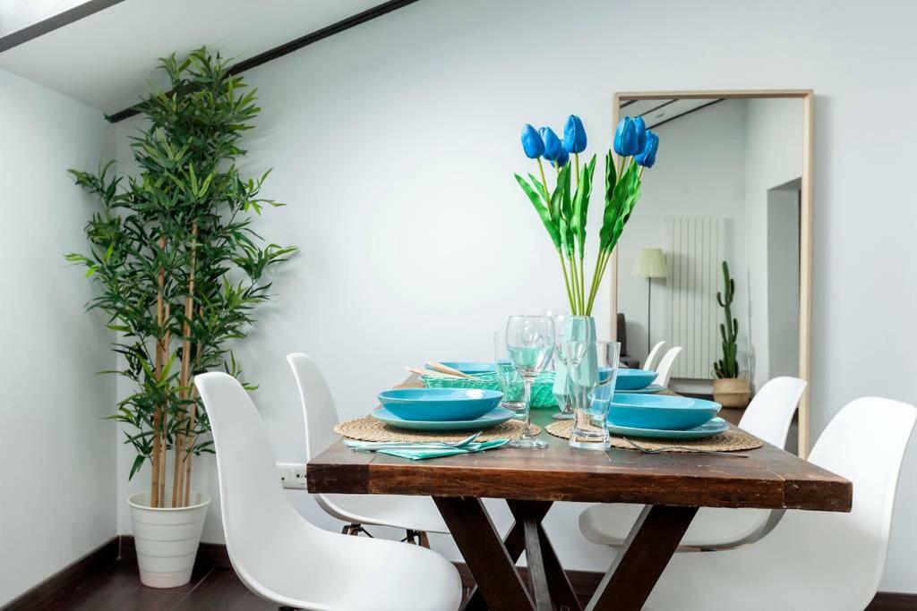 Modern Floor Loft At Malasana's Heart Apartment Madrid