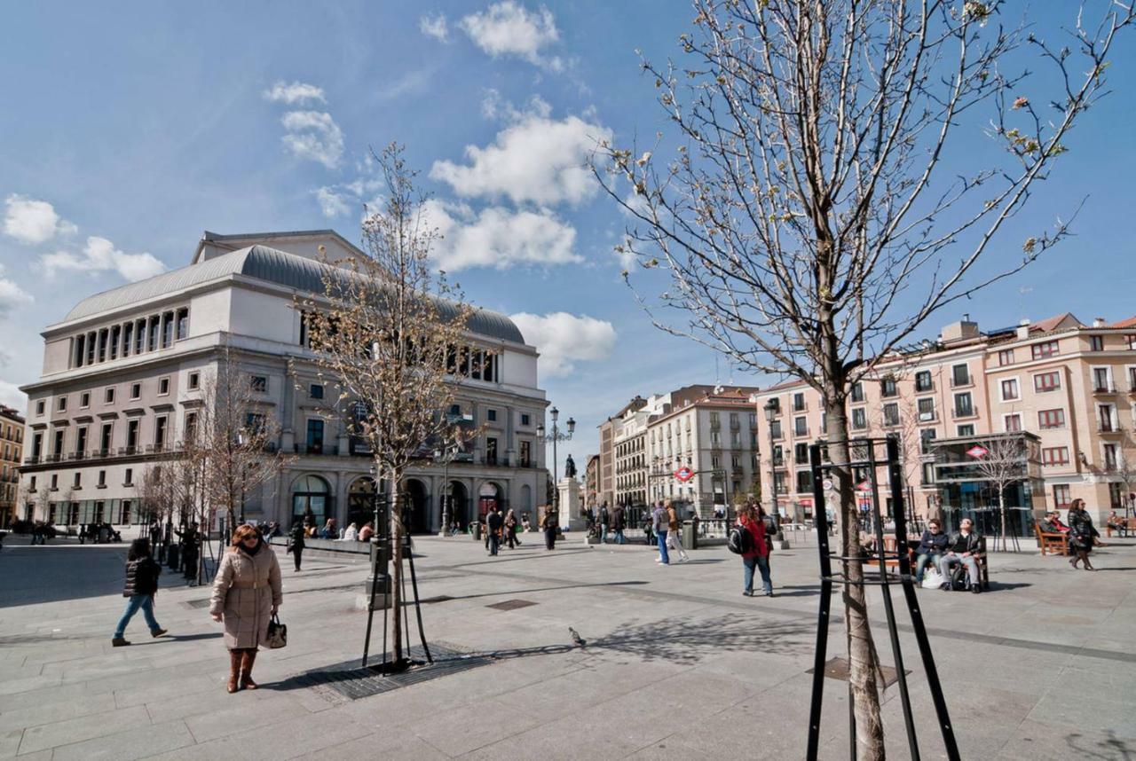 ático En Céntrico Edificio Cerca De La Gran Vía - Apartamento *