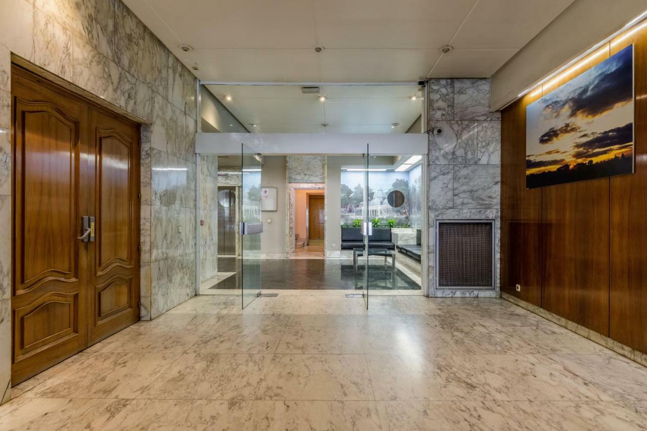 Skyline Retiro Park 19th Floor Apartment Madrid