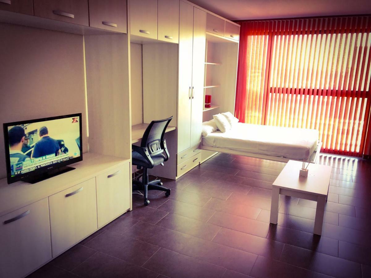 Airport, Ifema, Wanda Apartment Madrid