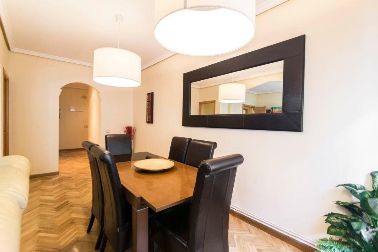 & Private Terrace Wifi + Aircon Apartment Madrid