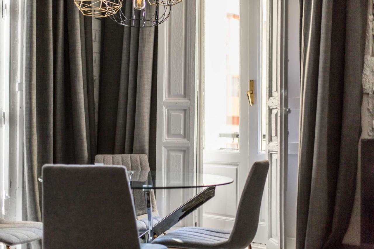 Almudena Modern Y Luxury Space Near Plaza Mayor Apartamento Madrid