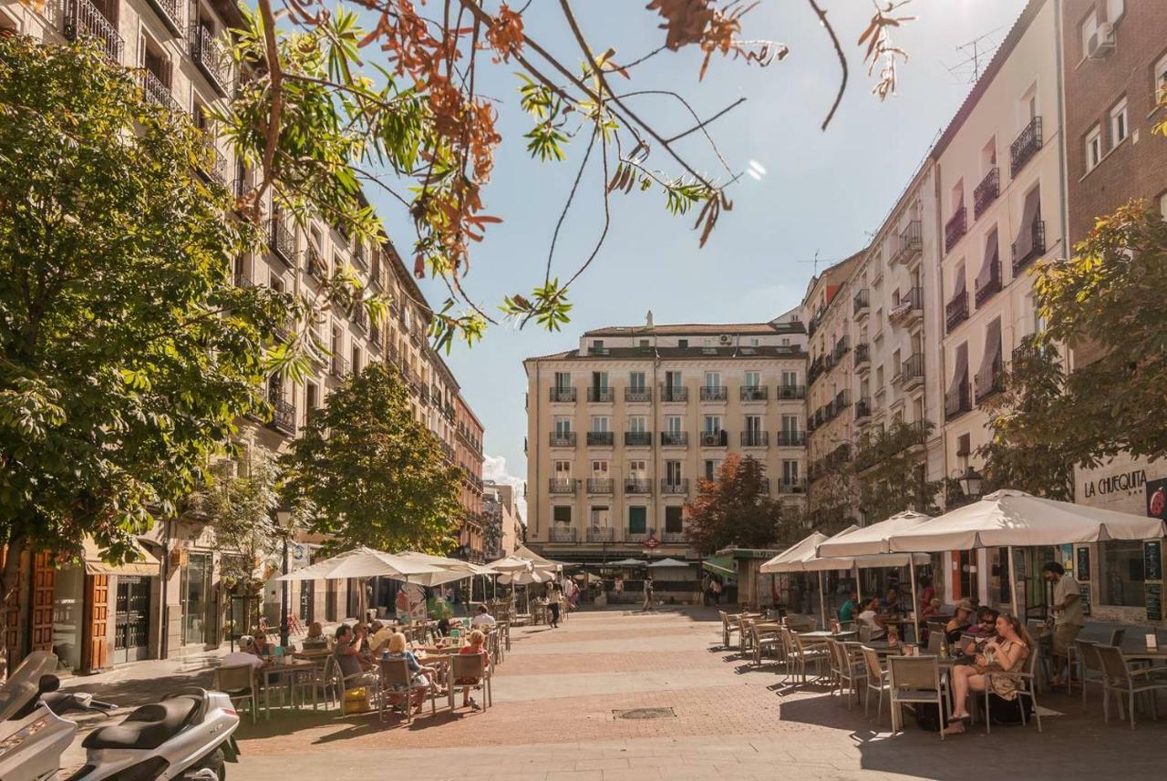 Explore From A Warm With Patio At A Newly Refurbished Manorial Building Apartment *