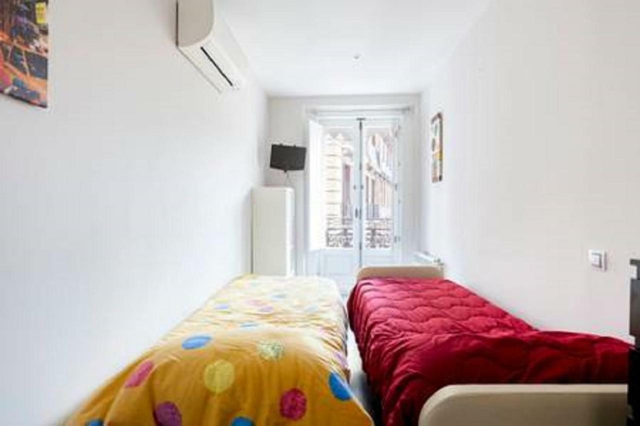 Appartamento 5 Calle álamo Madrid