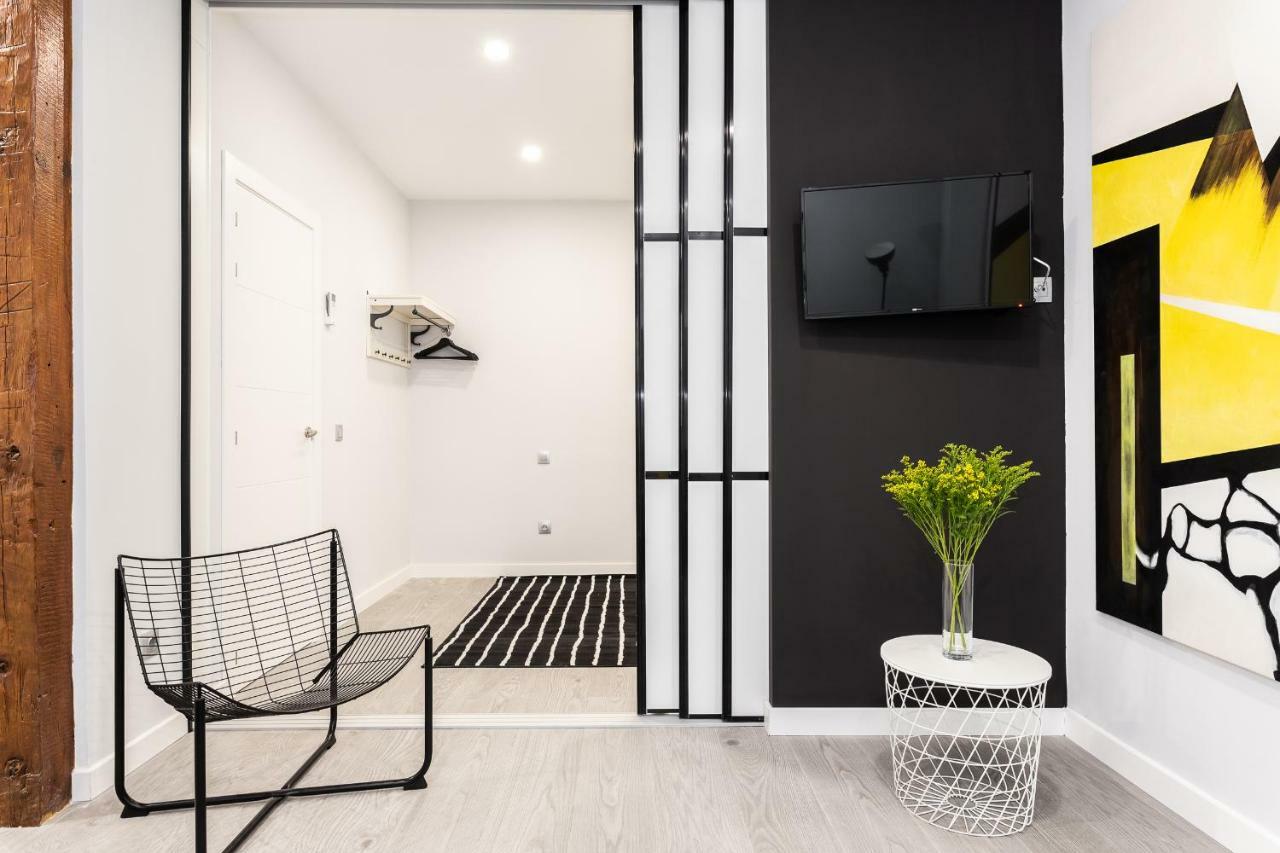 Bnbholder Black & Yellow Design Sol Apartment *