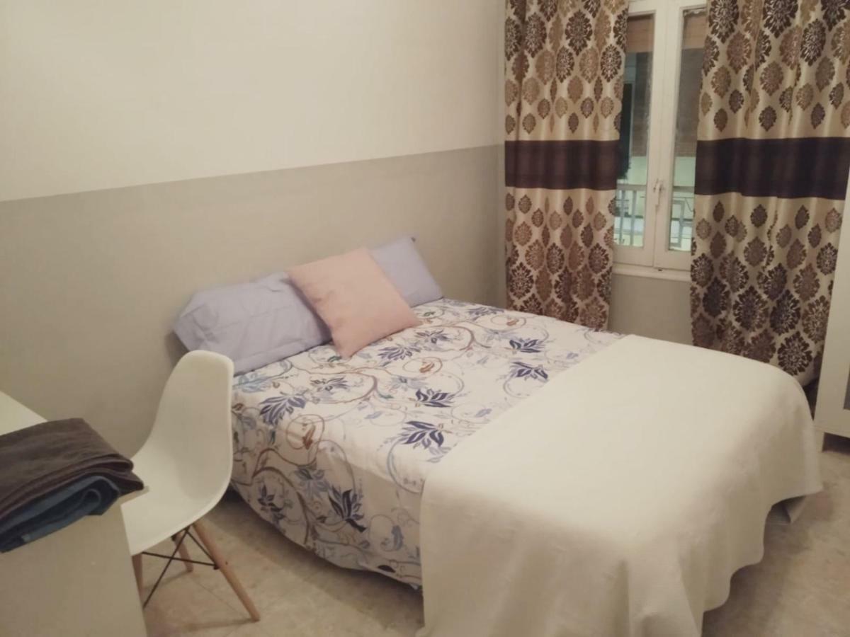 Acomodação com café da manhã  Atocha & Huertas Suites Madri