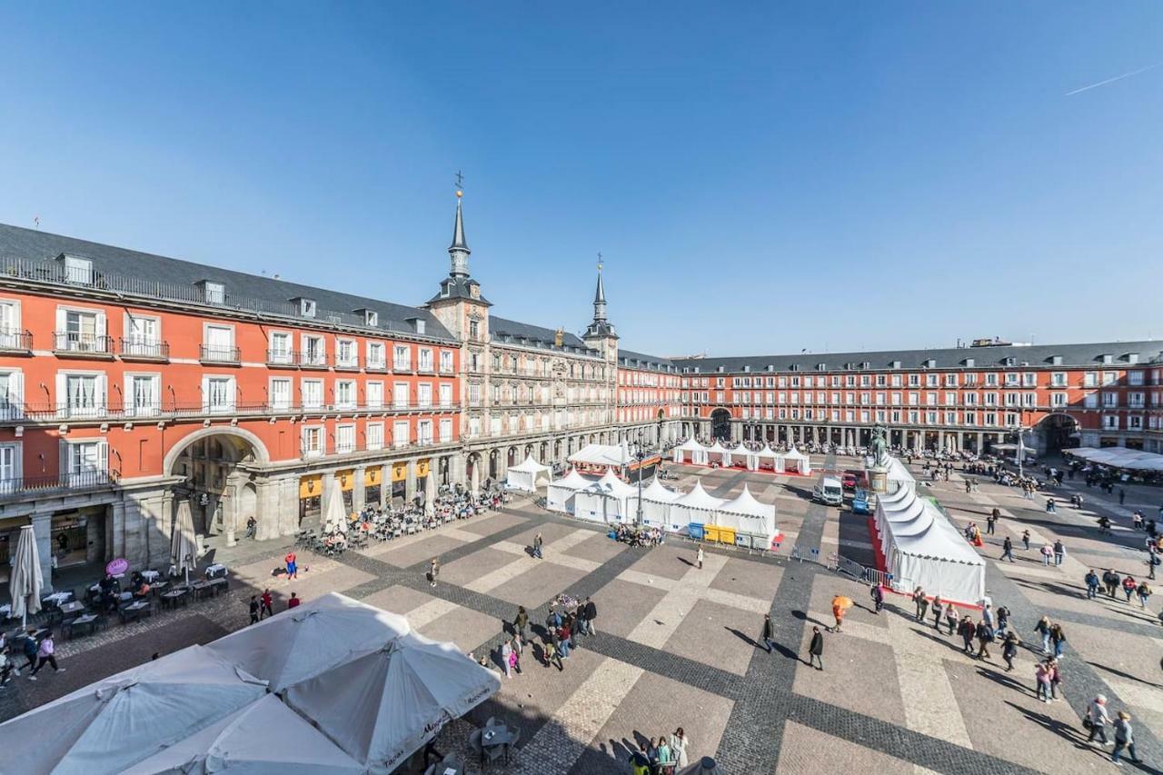Plaza Mayor By Monaro * Madri