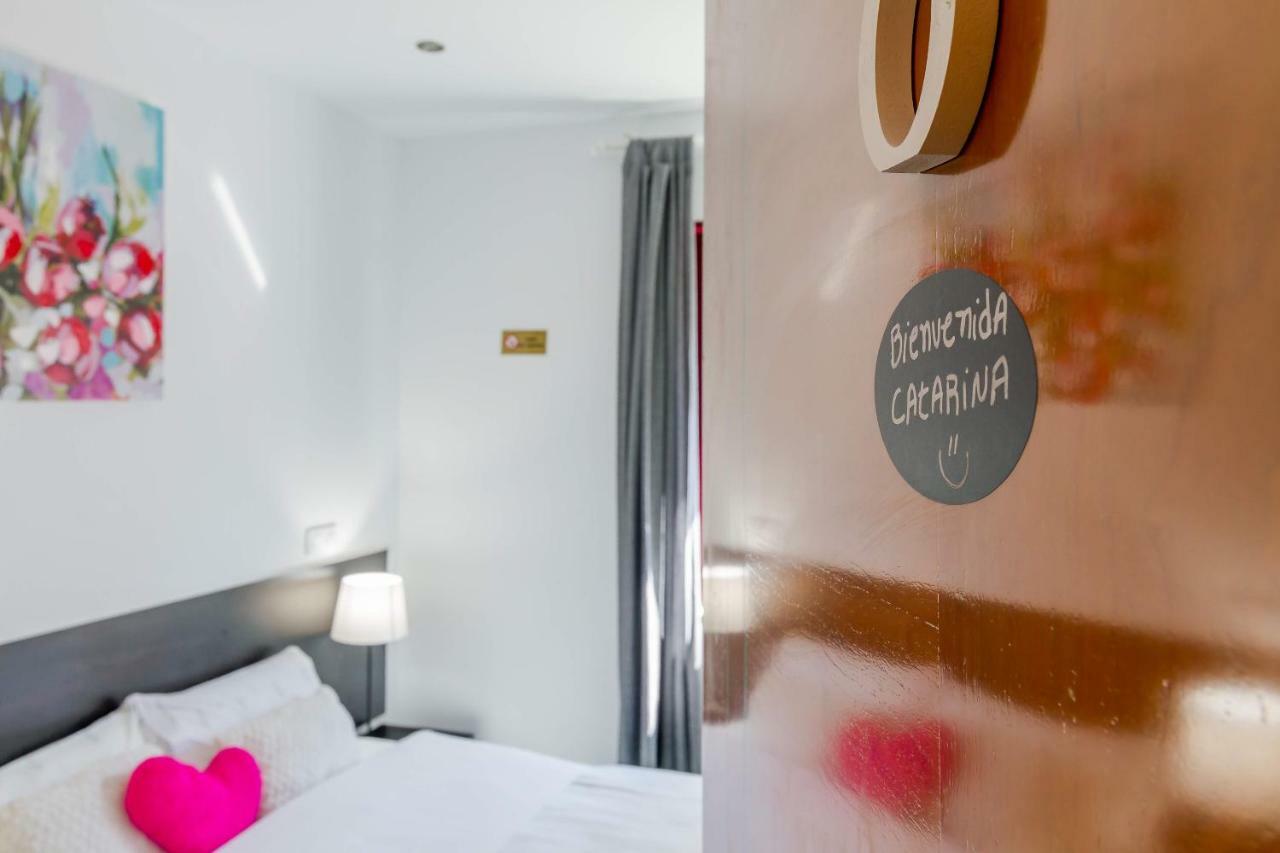 Ayz Javier Cabrini - Auto Check-in 2* Madrid