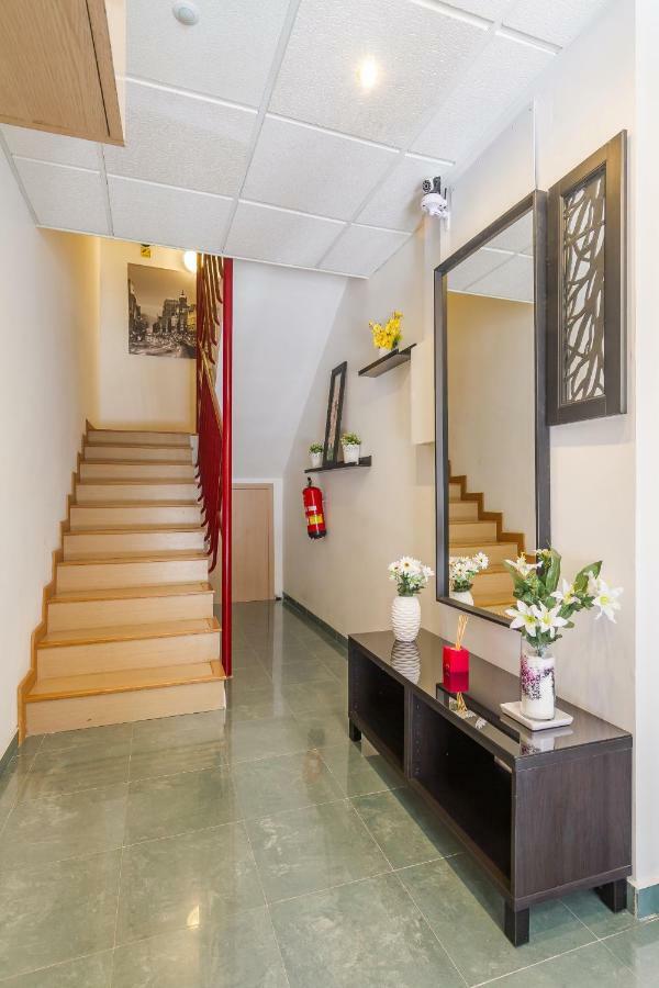 Guest house Ayz Javier Cabrini - Auto Check-in Madrid