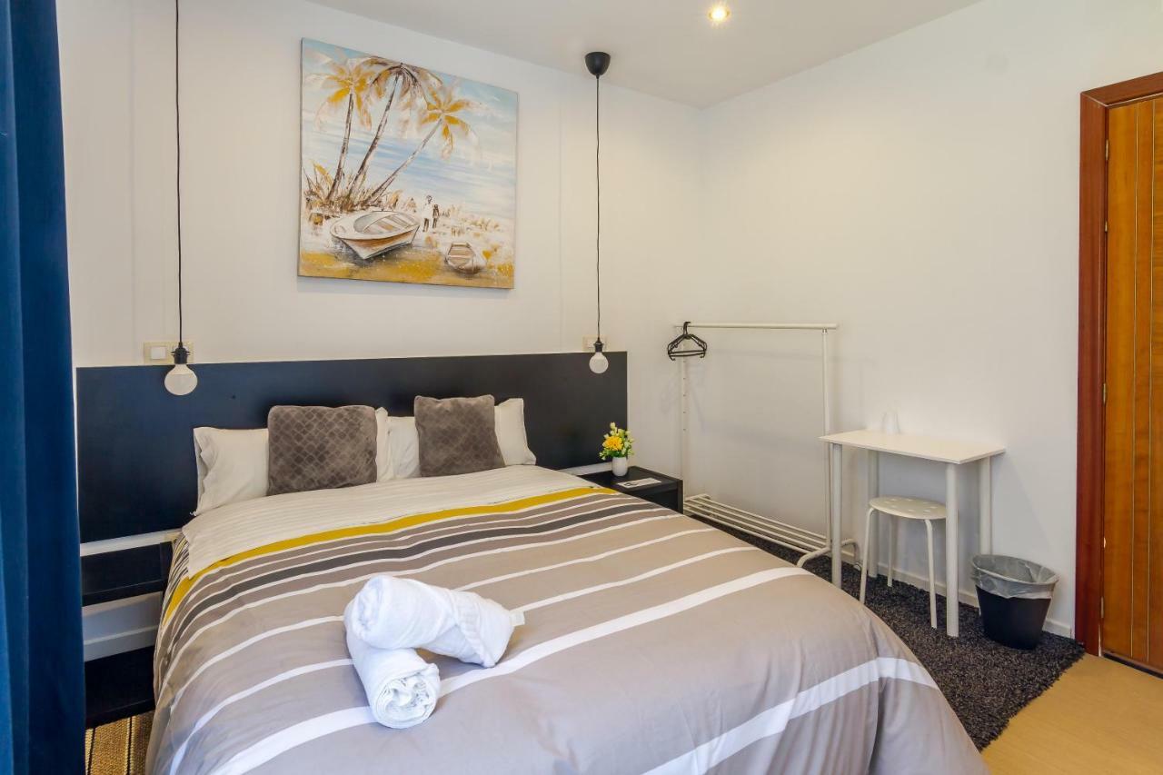 Ayz Javier Cabrini - Auto Check-in Guest house Madrid