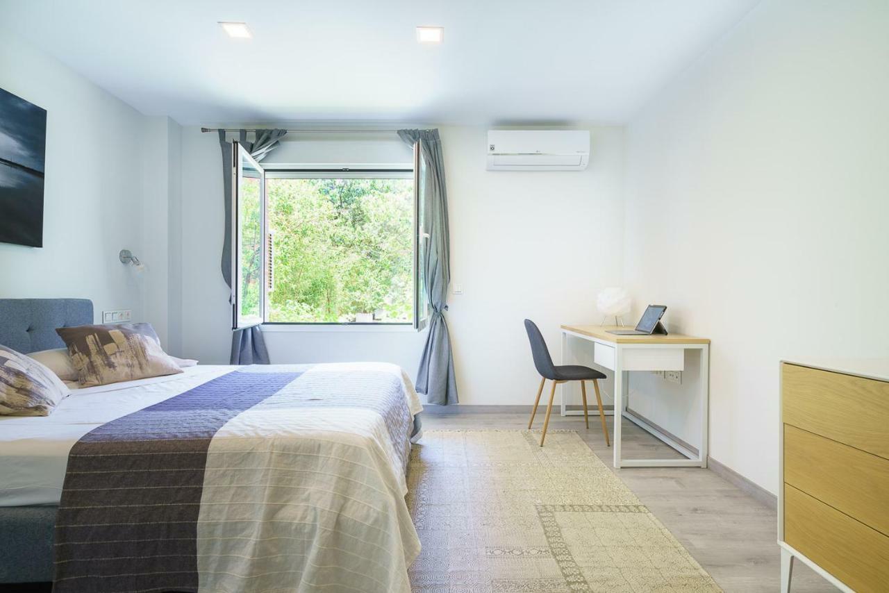Exclusive Quietness In The Heart Of With Public Parking, Breakfast, 2 Bathrooms Madrid
