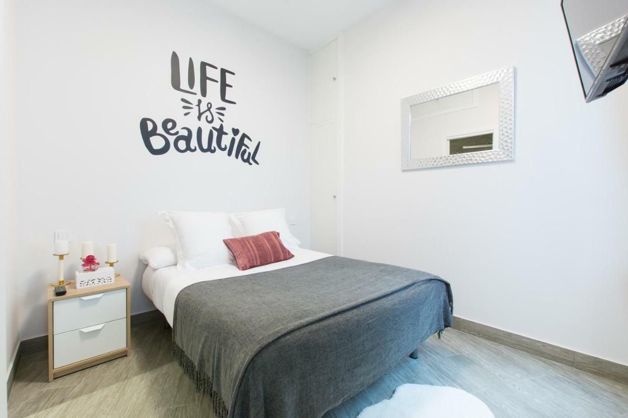Plaza Callao, House