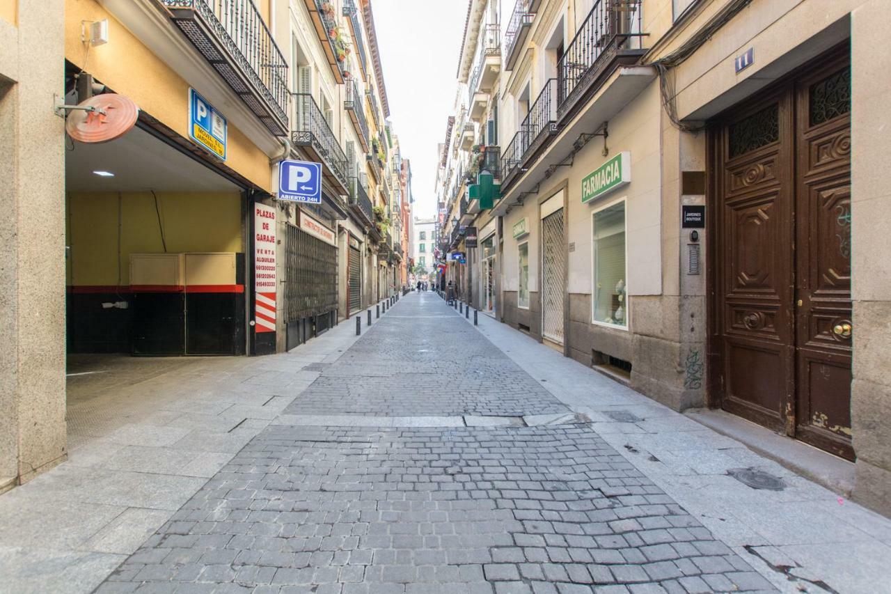Apartment Plaza Callao, House *
