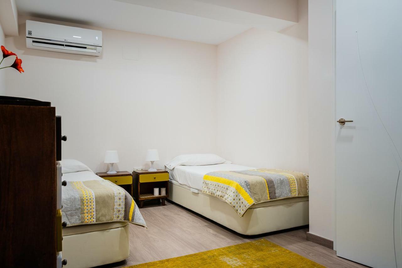 Exclusive Quietness In The Heart Of With Public Parking, Breakfast, 2 Bathrooms