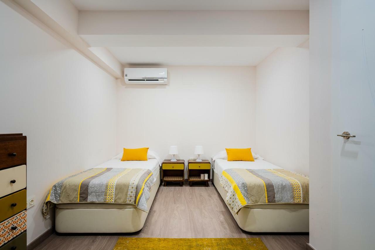 Exclusive Quietness In The Heart Of With Public Parking, Breakfast, 2 Bathrooms Apartment Madrid