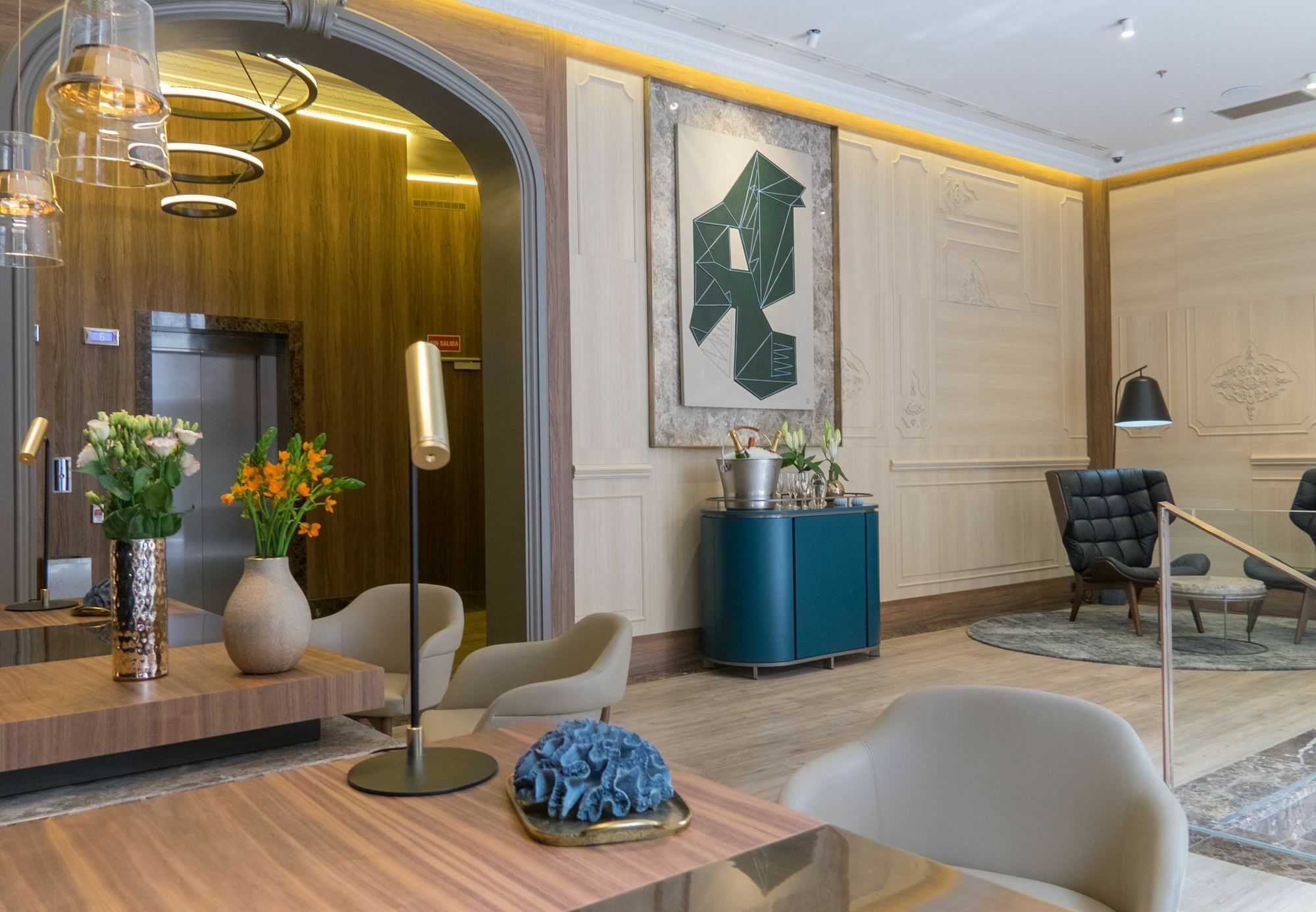 Hotel Círculo Gran Vía, Autograph Collection (adults Only) 4*