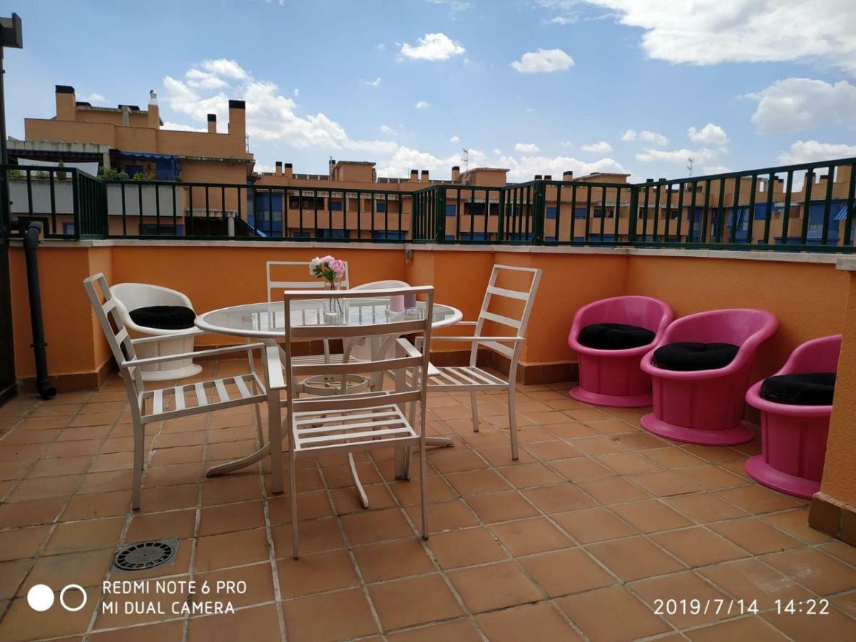 Apartamento Atico Con Gym Y Piscina Apartamento Madrid