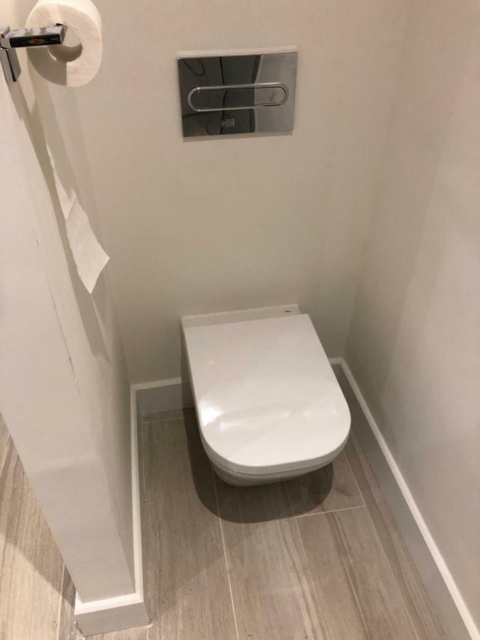 Pisos Con Piscina Barrio Exclusivo-wizinkcenter Alquiler Temporada *