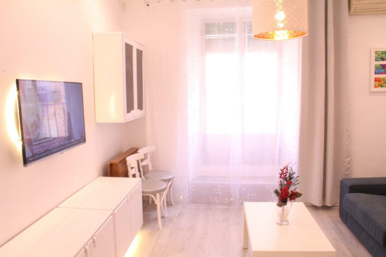 Santa Isabel Apartments, Centre Apartamento