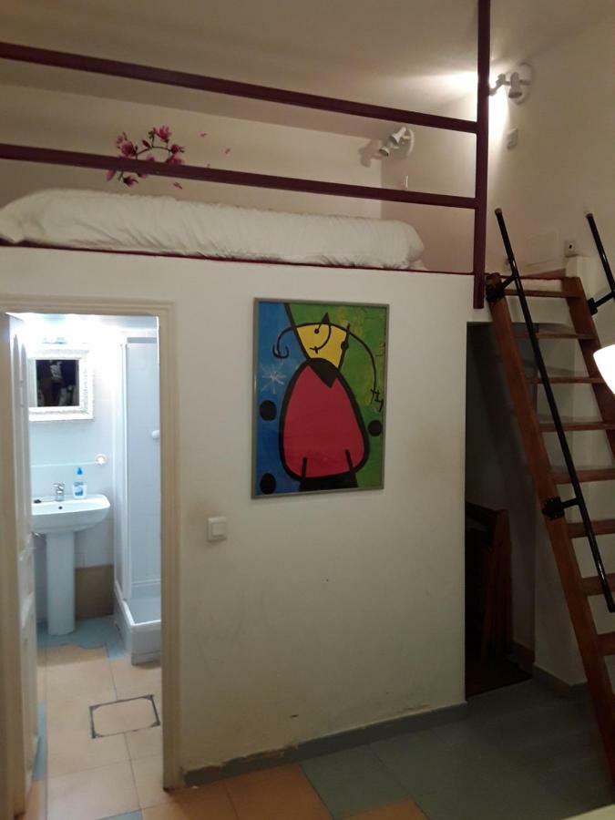 Santa Isabel Apartments, Centre *