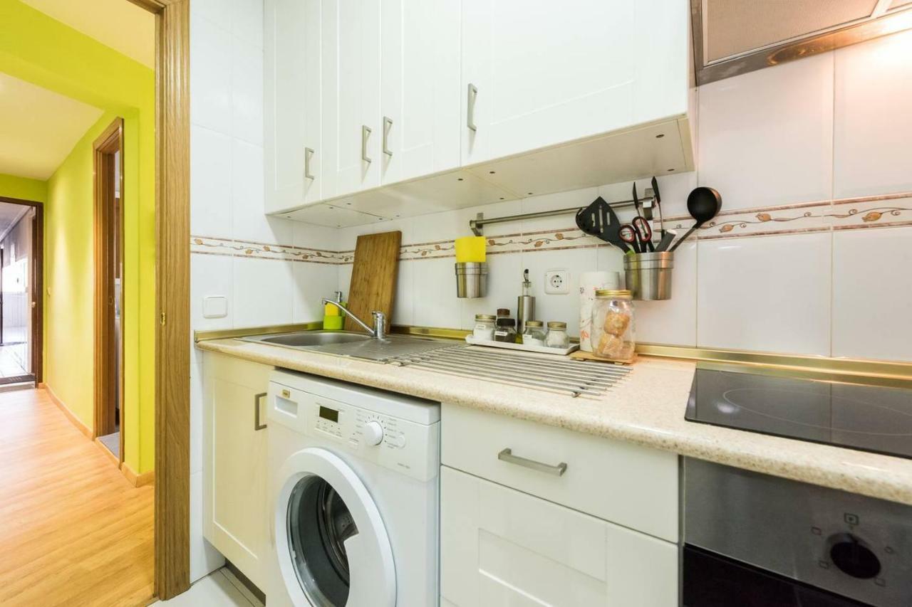 ático En Céntrico Edificio Cerca De La Gran Vía - Apartamento *