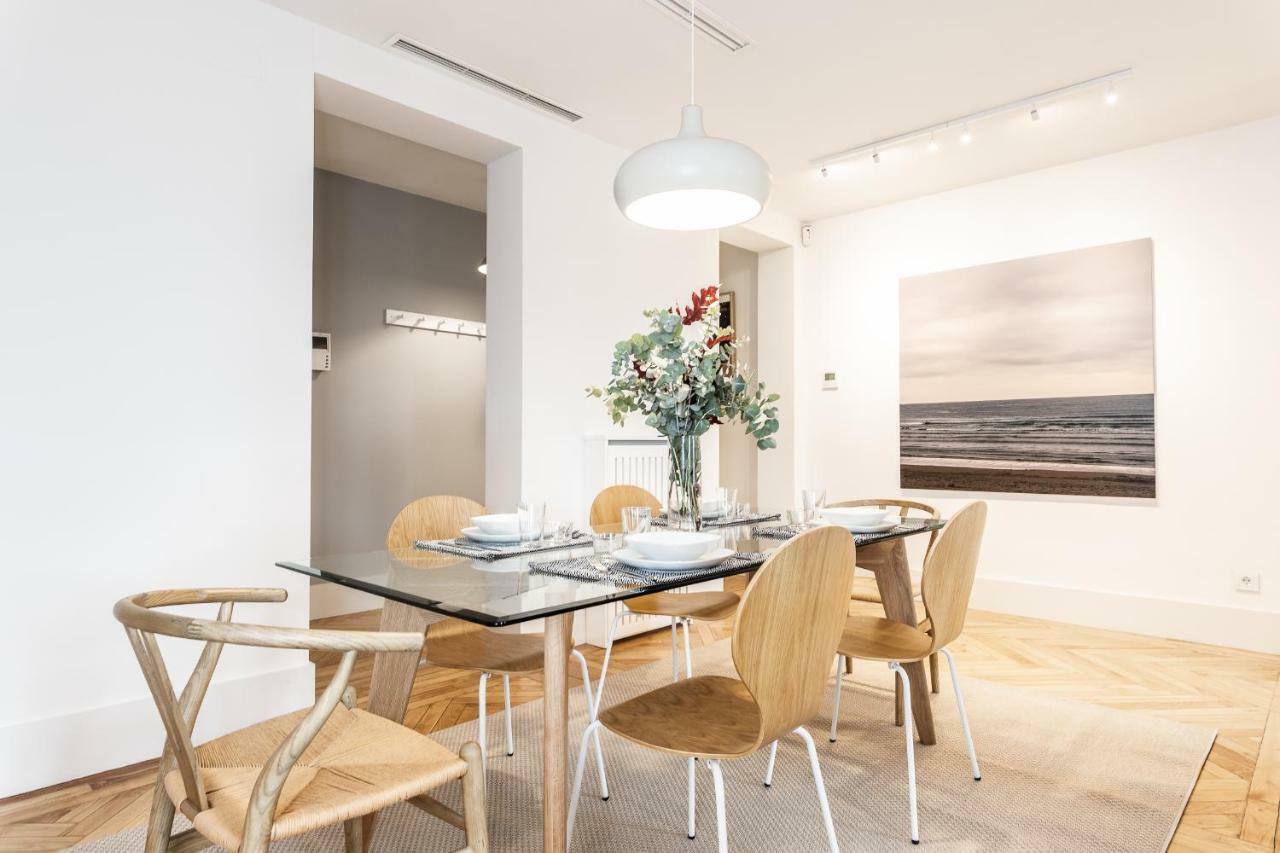 Bnbholder Luxe Retiro Park Apartment