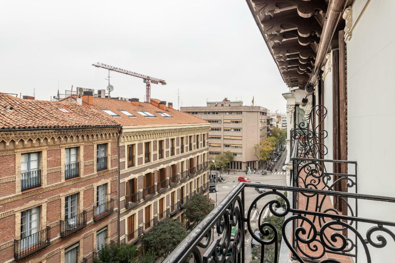 Bnbholder Luxe Retiro Park Madrid