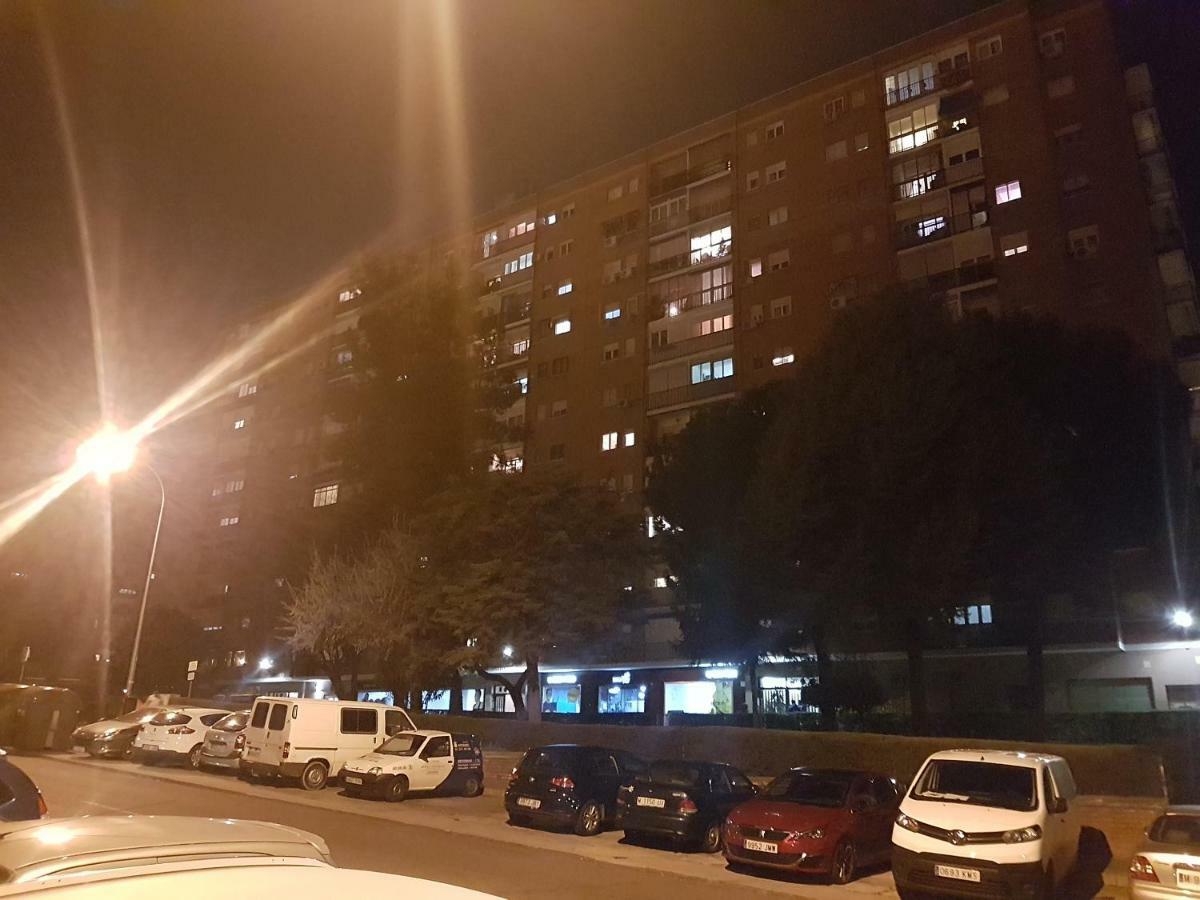Bonito Apto Barrio Del Pilar Smart Fit Apartamento