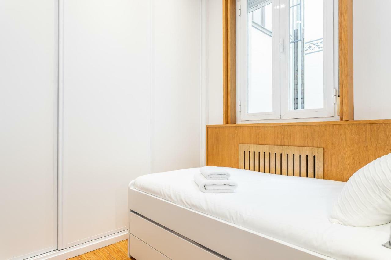 Bnbholder Luxe Retiro Park Apartment