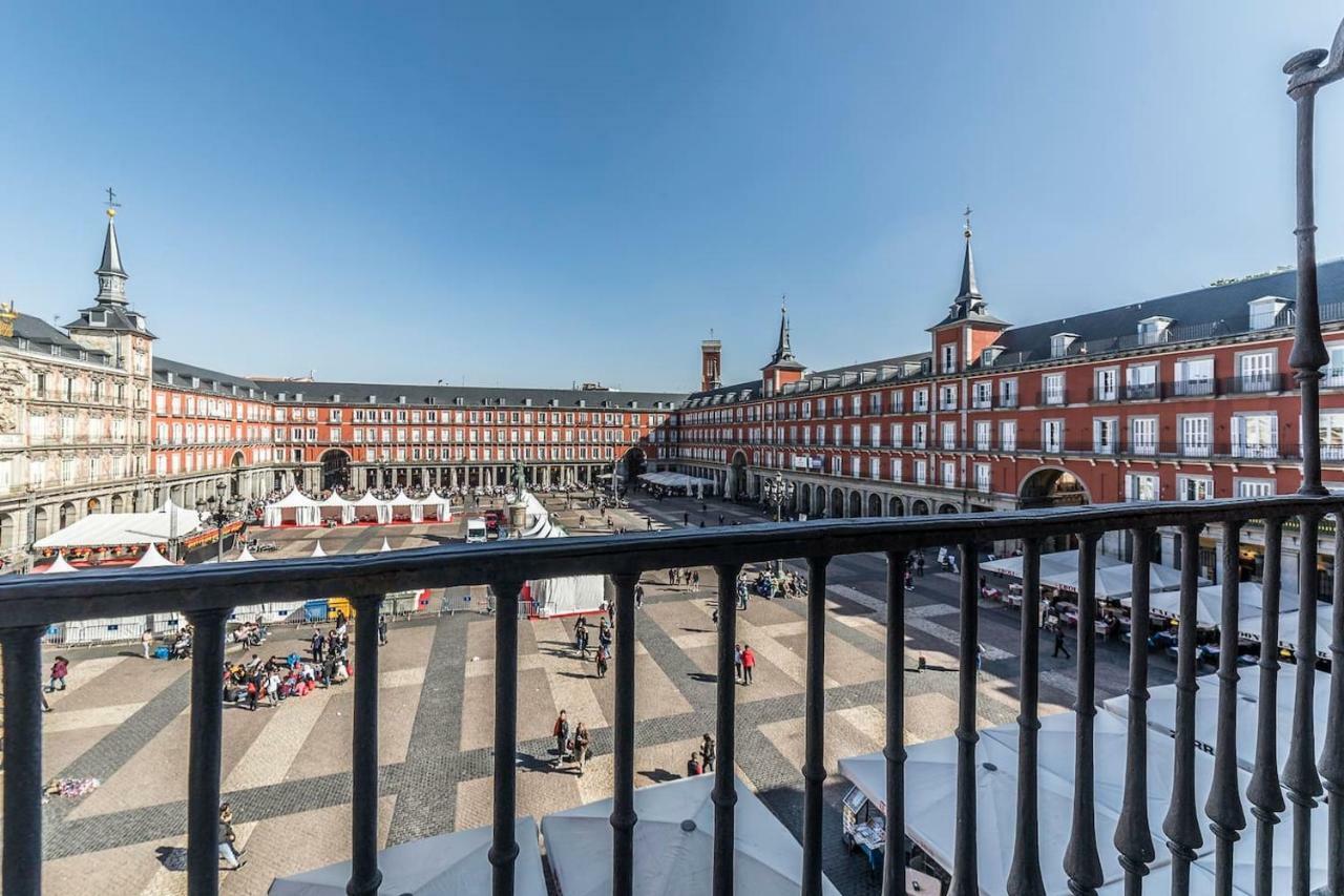 Plaza Mayor By Monaro * Madri