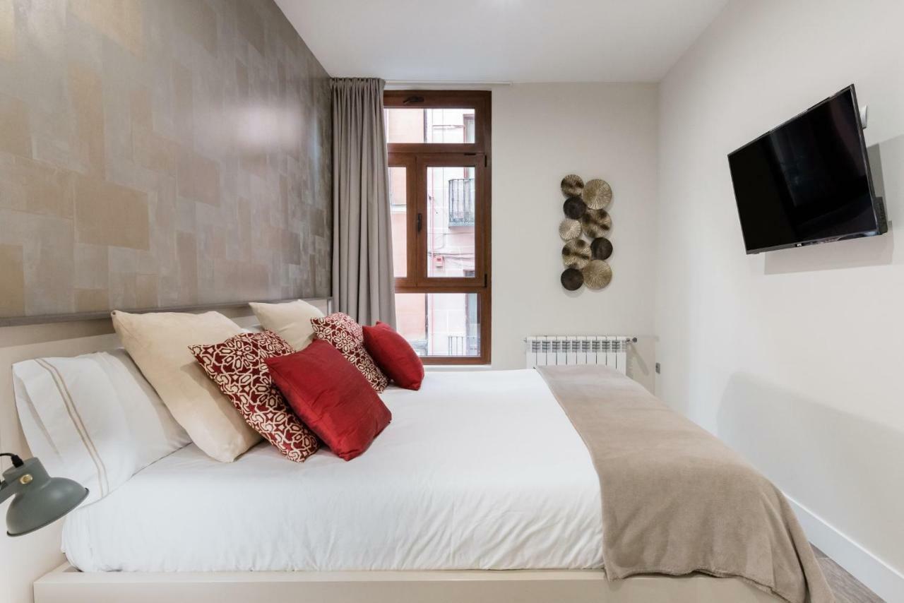 Apartment Cava Baja Madrid