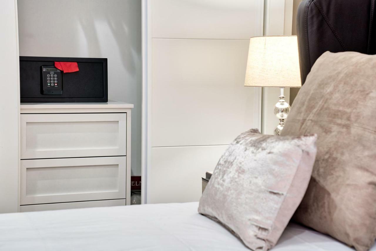 Apartment Cava Baja Madrid
