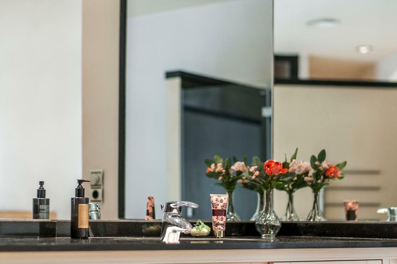 Cinema Exclusive - Sol Ii Collection - Elevenhost Appartement *