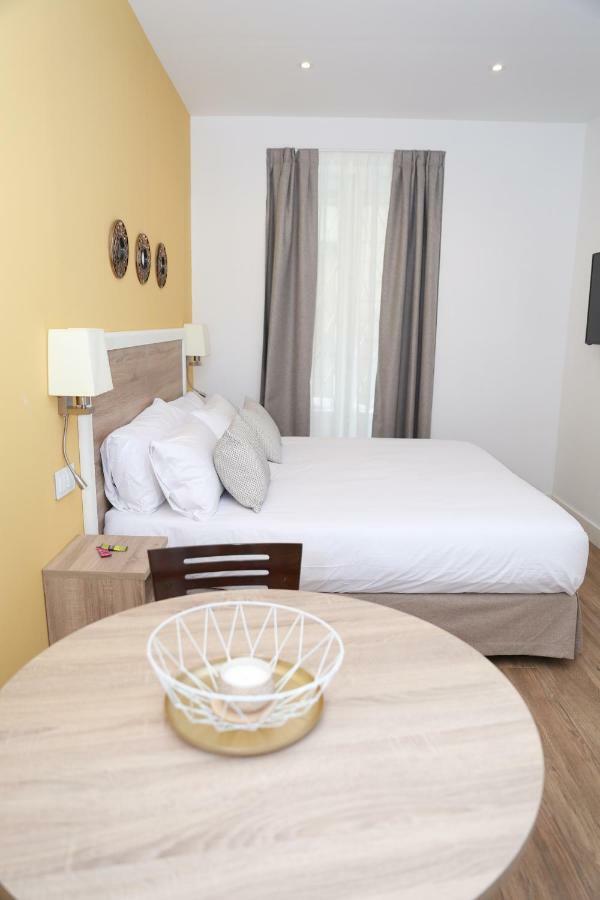 New Point Opera Aparthotel