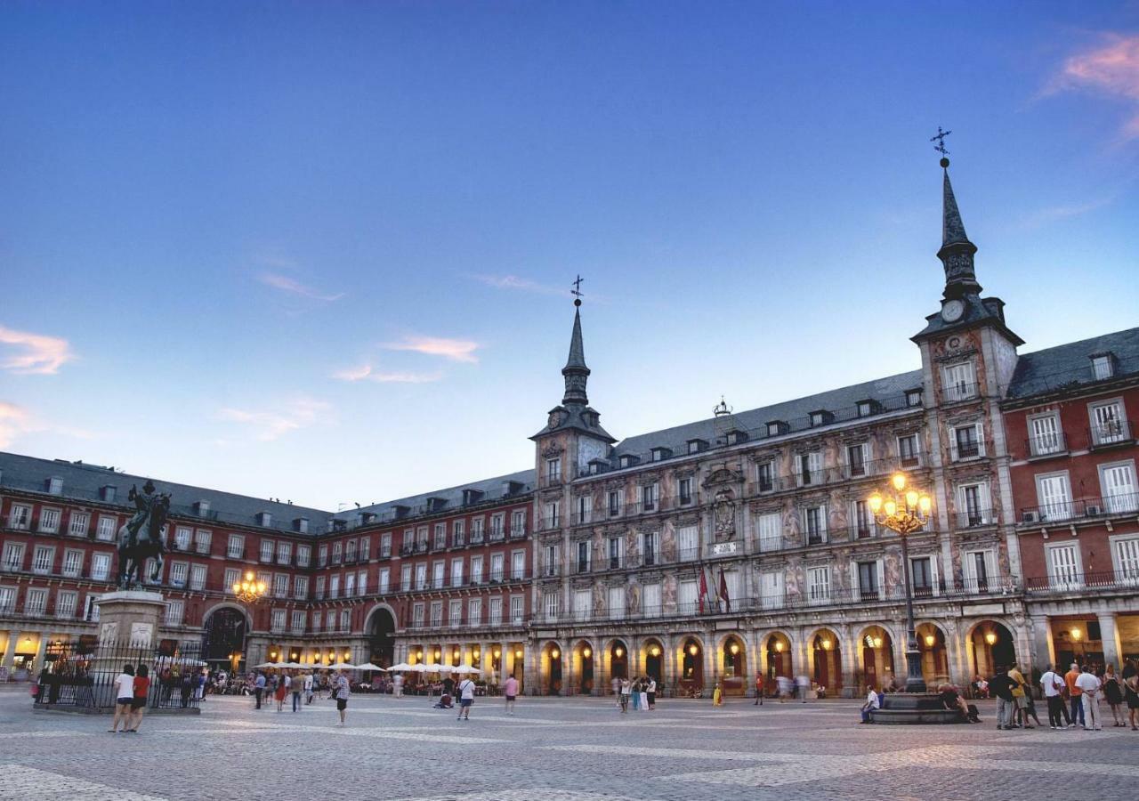 Puerta Gasthuis Madrid