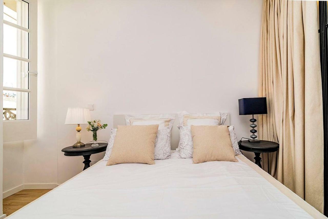 Unbeatable Views Of Puerta Del Sol By Batuecas * Madrid