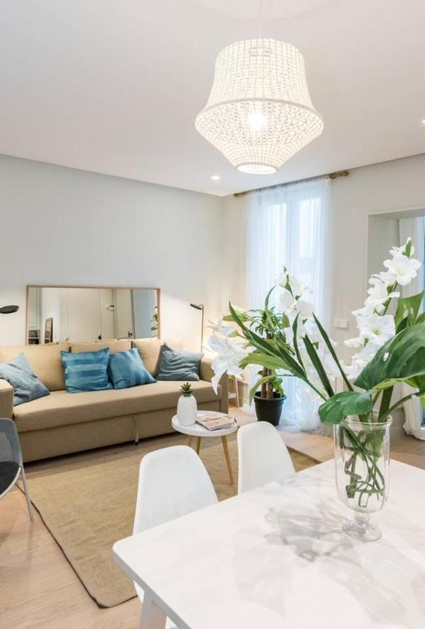 Explore From A Warm With Patio At A Newly Refurbished Manorial Building Madrid
